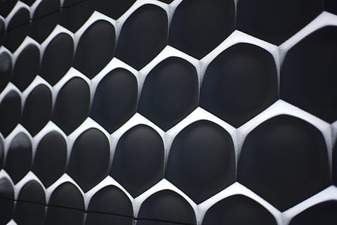 beton, ușoară, model, fagure de miere, piatră, perete, gri, dramatic, arhitectură, structura, nici o persoana, fundaluri, industrie, cadru complet, consecutiv, grup mare de obiecte, repetiţie, tubulatura de țeavă, metal, om obiect făcut, grămadă, Ordin, a închide, omul făcut, în interior, fabrică, oţel, grup, aliaj, 5K, CC0, domeniu public, fără drepturi de autor