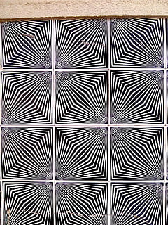 pattern, rug, floor, patterns, padrões, tiles, azulejo, geométicos, geometric, tile, chandelier, lamp, architecture, building, arch, arched, stencil, triangle, paisley, ornament, backgrounds, full frame, no people, striped, design, art and craft, creativity, indoors, close-up, repetition, white color, shape, textured, abstract, built structure, symmetry, in a row, 2K, CC0, public domain, royalty free