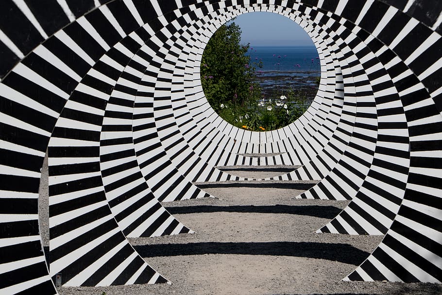 Černá, bílý, iluze, vzor, tunel, architektura, stavba, den, tvar, slunečního světla, nikdo, geometrický tvar, kruh, design, Příroda, uvnitř, opakování, stín, destinace, rostlina, strom, město, přímo pod, soustředný, 5K