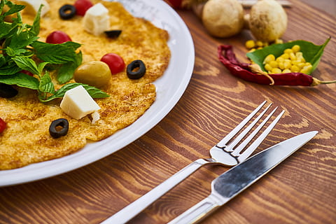 omletă, ou, mic dejun, fundal, stil de viata sanatos, detaliu, nimeni, frumos, mancare sanatoasa, sănătos, macro, dimineaţă, alimente, mâncat sănătos, proaspăt, sănătate, farfurie, vitamină, masa, organic, delicios, nutriție, a închide, bucătărie, fundaluri, orizontală, dietă, restaurant, Buna dimineata, imagine color, nici o persoana, cafenea, furculiţă, cuţit, galben, selectiv, mancare si bautura, mănâncă ustensile, ustensile de bucatarie, vegetal, prospeţime, gata să mănânce, în interior, masă, fruct, cuțitul de masă, echipamente de uz casnic, bunăstare, natură moartă, iarbă, garnitură, faianță, 5K, CC0, domeniu public, fără drepturi de autor