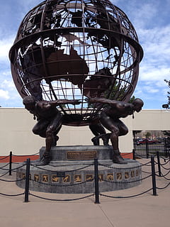 Statue, Skulptur, Kunst und Handwerk, die Architektur, Kreativität, Kugel, Himmel, gebaute Struktur, Natur, Tag, Darstellung, Globus - vom Menschen geschaffenes Objekt, menschliche Darstellung, Reiseziele, Gebäudehülle, keine Leute, wolke - himmel, Kunst, Kultur und Unterhaltung, draußen, Kunst, 2K, CC0, gemeinfrei, lizenzfrei