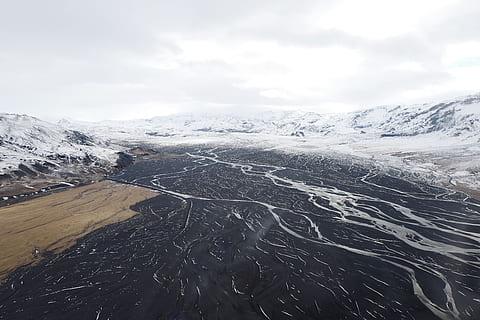 Foto, is, dækket, legeme, vand, overskyet himmel, højde, skyer, kold, dagslys, dagtimerne, frost, frost-, Frosset, gletscher, høj, isnende, landskab, bjergtop, bjerge, natur, udendørs, flod, naturskøn, himmel, sne, snedækket, vinter, vinterlandskab, bjerg, kold temperatur, skønhed i naturen, miljø, scenics - natur, sky - himmel, bjergkæde, snedækket bjerg, dag, ingen mennesker, rolig scene, ro, ikke-urbane scene, 5K, CC0, offentligt domæne, royaltyfrie