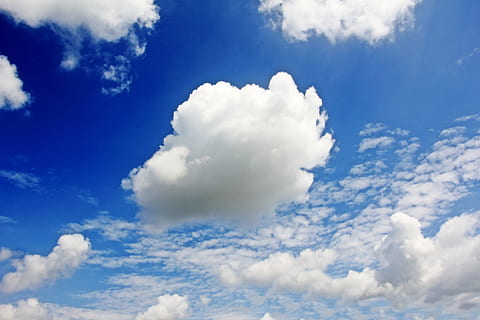 Himmel, Wolke, wolkig, Blau, Natur, unklar, wolke - himmel, Wolkengebilde, weiße Farbe, Atmosphäre, Schönheit in der Natur, Szenen - Natur, Hintergründe, idyllisch, Ruhe, flauschige, Umgebung, Wind, ruhige Szene, keine Leute, Meteorologie, draußen, sauber, hell, Weichheit, Klima, 5K, CC0, gemeinfrei, lizenzfrei