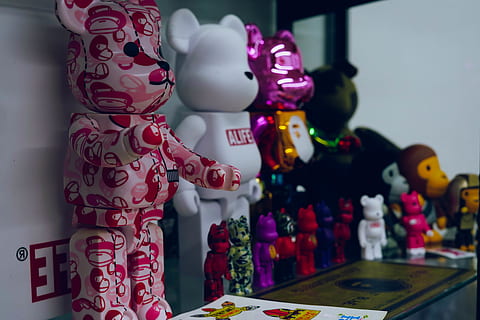 assorted-color cat figurines, usa, palm harbor, hype boulevard, fashion, bape, a bathing ape, art, streetwear, kaws, bearbrick, toy, arcade game machine, sphere, figurine, robot, game, inflatable, astronaut, crowd, head, for sale, no people, representation, focus on foreground, large group of objects, retail display, still life, art and craft, human representation, indoors, retail, creativity, choice, close-up, arrangement, market, text, variation, store, small business, sale, 5K, CC0, public domain, royalty free