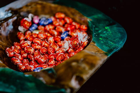 solid, milk, chocolate, foil, easter, eggs, lindt, easter eggs, food and drink, food, fruit, freshness, indoors, no people, berry fruit, close-up, red, focus on foreground, healthy eating, selective focus, high angle view, ready-to-eat, still life, abundance, multi colored, sweet, household equipment, 4K, CC0, public domain, royalty free