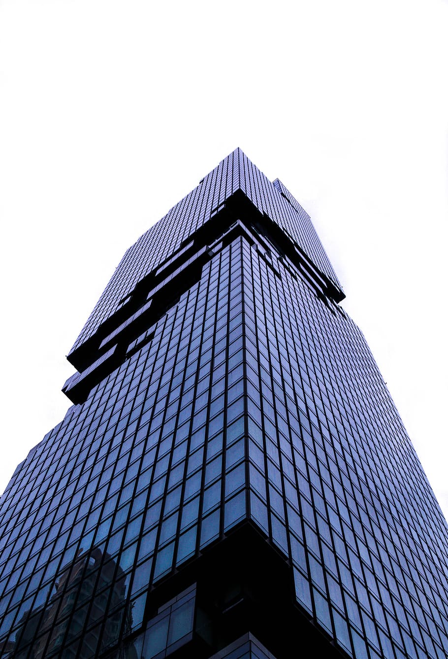 gratacels, abans de la posta de sol, contrast, visites turístiques, gran disseny d'arquitectura, Planta 78, ombra, centre de la ciutat, àrea comercial, cap de setmana, rei poder mahanakhon, districte de bangrak, bangkok, Tailàndia, urbà, finestres, minimalista, vista d’angle baix, exterior de l'edifici, arquitectura, estructura construïda, edifici, exterior d’edifici d’oficines, cel, oficina, alta - alta, cel clar, cap gent, ciutat, torre, modern, vidre - material, naturalesa, dia, a l'aire lliure, patró, directament a sota, 4K