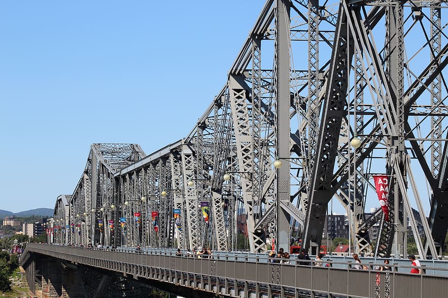 puente, estructura, arquitectura, río, urbano, metal, Ingenieria, acero, ciudad, estructura construida, cielo, naturaleza, transporte, día, conexión, puente - estructura hecha por el hombre, cielo limpio, exterior del edificio, grupo de personas, transporte ferroviario, personas incidentales, gran grupo de personas, puente ferroviario, destinos de viaje, viaje, al aire libre, pista, 5K