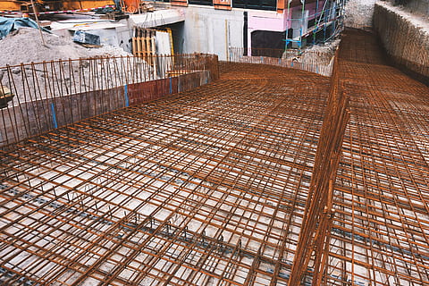 sitio de construcción de hormigón, varios, construcción, arquitectura, estructura construida, exterior del edificio, nadie, día, modelo, pared - característica de la construcción, al aire libre, ciudad, edificio, vista de alto ángulo, asiento, material de madera, metal, vacío, luz del sol, marrón, Arte y artesanía, naturaleza, 4K, CC0, dominio público, libre de derechos