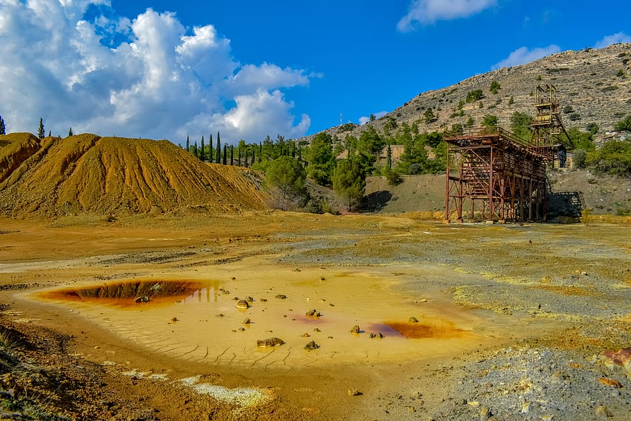 la meva, abandonat, medi ambient, indústria, perillós, tòxics, ecologia, ambiental, ecosistema, química, Pol · lució, paisatge, kokkinogia meva, mitsero, Xipre, cel, muntanya, núvol - cel, naturalesa, bellesa a la natura, escenics - natura, tranquil·litat, escena tranquil·la, cap gent, dia, escena no urbana, terra, aigua, geografia física, geologia, a l'aire lliure, Serra, idíl·lic, formació, cràter volcànic, 5K