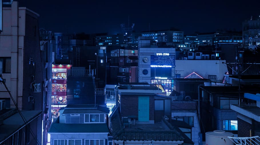edifici a la nit, metròpolis, edifici, ciutat, naturalesa, a l'aire lliure, barri, il·luminació, Corea del Sud, edifici d'oficines, paisatge, arquitectura, de gran alçada, Seül, llums, Corea, ciberpunk, urbà, neó, exterior de l'edifici, nit, il·luminat, estructura construïda, paisatge urbà, cap gent, modern, barri residencial, vida de ciutat, brillant, vista d’angle alt, cel, exterior d’edifici d’oficines, vida nocturna, gratacels, assentament, 5K