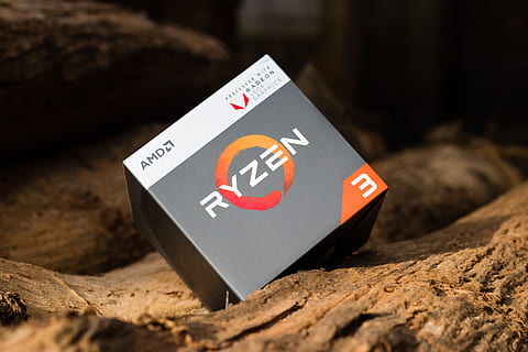 ryzen, ir, procesorius, technologijos, mikroschema, techninė įranga, lustas, elektroniniu būdu, lošimai, nėra žmonių, Iš arti, meno kultūra ir pramogos, numeris, atrankinis dėmesys, Laisvalaikio veikla, sėkmė, galimybę, vienas objektas, patalpose, kortelės, rizika, smėlis, laimėti, mediena - medžiaga, atsipalaidavimas, laisvalaikio žaidimai, natiurmortas, sidabro spalvos, 5K, CC0, Viešasis domenas, nemokamai