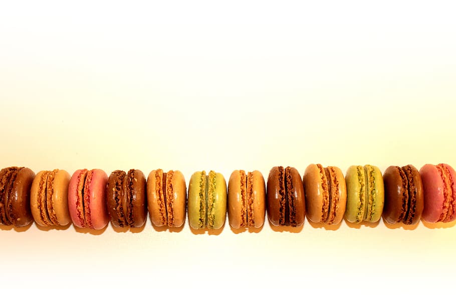 francès, macarrons, -, copyspace, dolços, cookies, assortit, sucre, ensucrat, greix, assortiment, fons, enfornar, fleca, aniversari, galeta, pastís, calories, caramels, xocolata, primer pla, cafè, color, colorit, confecció, pastisseria, cookie, crema, cuina, tassa, delicada, deliciós, postres, sabor, menjar, França, gastronomia, gourmet, verd, aïllat, amor, macaron, macarró, rosa, pistatxo, placa, entrepà, plat, berenar, dolç, te, glucosa, sacarosa, fructosa, tradicional, diabetis, diabètic, casament, blanc, groc, tir de l'estudi, menjar i beguda, fons blanc, menjar dolç, en fila, indulgència, menjar poc saludable, a l'interior, llest per menjar, cap gent, temptació, al forn, tallar, frescor, còpia espai, gos calent, menjar francès, 1080P