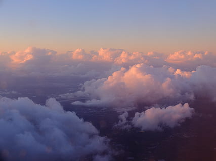 des nuages, nuageux, cloudscape, Fuji x-30, le coucher du soleil, d'or, nuage - ciel, ciel, beauté dans la nature, paysages - nature, tranquillité, scène tranquille, personne, la nature, en plein air, idyllique, environnement, arrière-plans, scène non urbaine, journée, vue aérienne, faible angle de vue, ciel dramatique, météorologie, au dessus de, 4K, CC0, domaine public, libre de droits