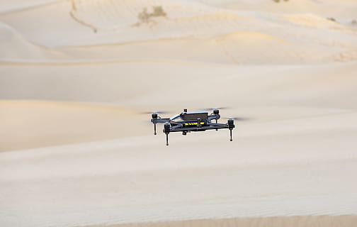 haritalama drone, İHA, son derece uçmak c2000 haritalama uçağı, ulaşım modu, taşımacılık, peyzaj, manzaralar - doğa, gün, doğa, çevre, seyahat, insansız, doğada güzellik, arazi, açık havada, hava aracı, çöl, uçan, kara taşıtı, dağ, hareket halinde, kentsel olmayan sahne, bulut - gökyüzü, iklim, havacılık endüstrisi, hükümet, kurak iklim, 4K, CC0, kamu malı, telif ücretsiz