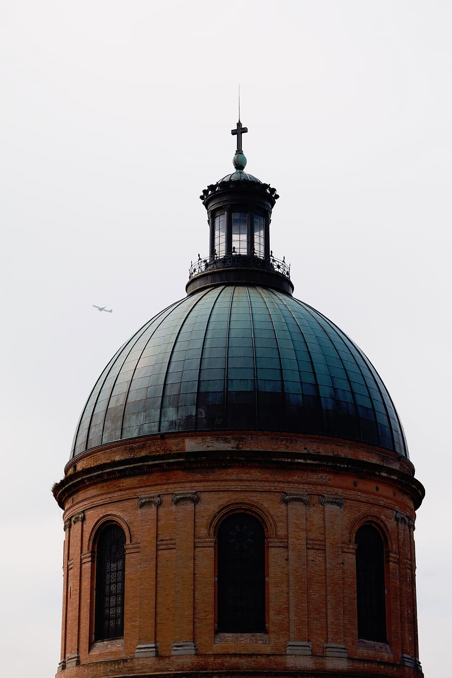 edificis, estructura, arquitectura, disseny, referència, creu, Església, cúpula, exterior de l'edifici, estructura construïda, cel, edifici, cel clar, cap gent, destinacions de viatge, naturalesa, religió, creença, viatjar, lloc de culte, vista d’angle baix, espiritualitat, història, el passat, torre, dia, fletxa, 2K