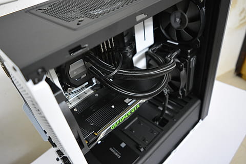 elettronica, hardware, macchina, computer hardware, pc, computer, telecamera, tastiera del computer, tastiera, server, apparecchio, lavastoviglie, chip elettronico, in casa, Fornelli elettrici, processore, il motore, del desktop, motore, riproduttore CD, tecnologia, connessione, comunicazione, avvicinamento, tecnologia wireless, industria, nessuno, industria elettronica, attrezzatura, colore nero, concentrarsi sulle conoscenze acquisite, cavo, rete di computer, Internet, attrezzatura informatica, server di rete, temi fotografici, controllo, materiale elettrico, 5K, CC0, dominio pubblico, privo di copyright