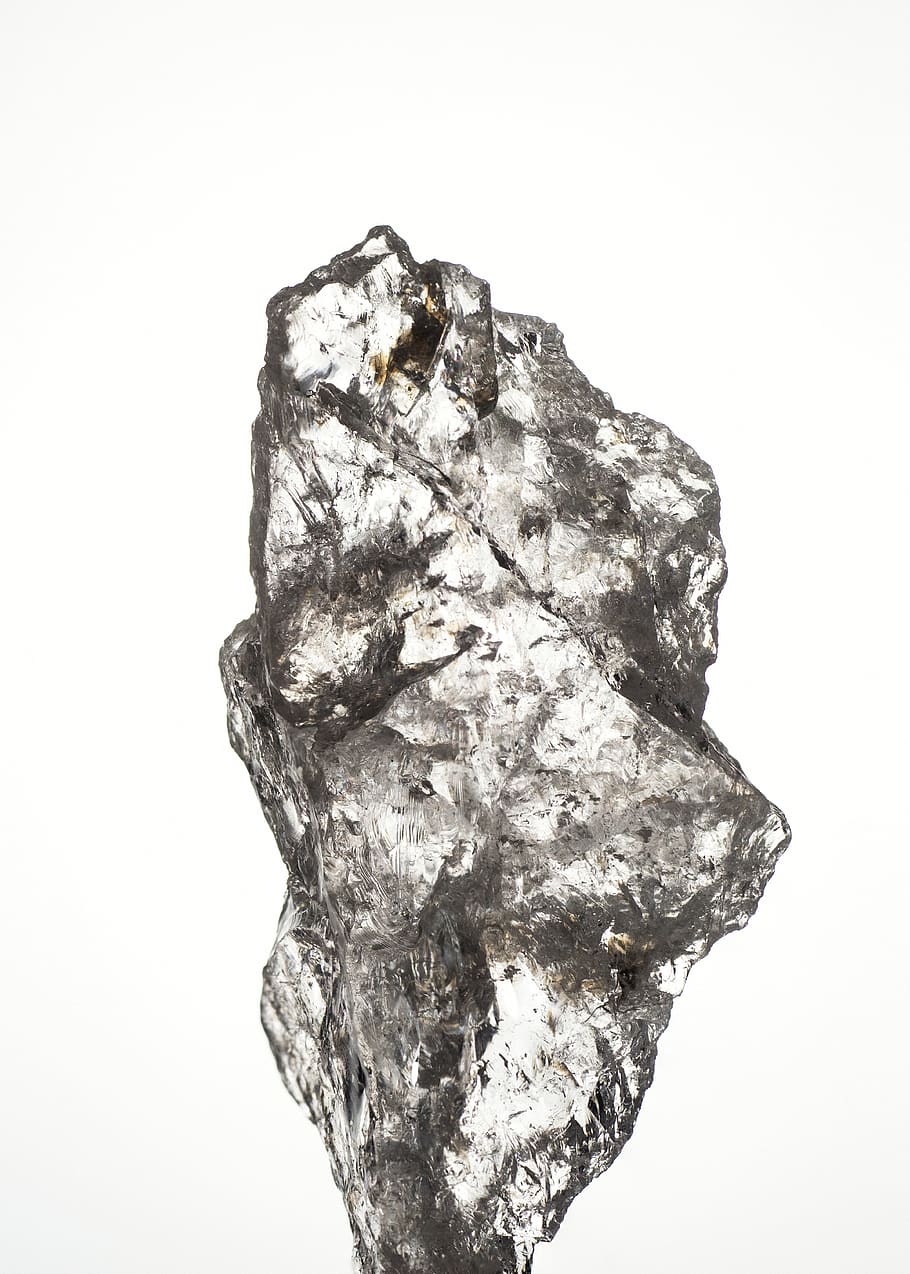 gris, art vectorial de pedra, tir de l'estudi, fons blanc, primer pla, a l'interior, sol objecte, cap gent, tallar, natura morta, mineral, sòlid, brillant, naturalesa, rock, textura, joieria, rock - object, pedres precioses, còpia espai, aspre, 5K