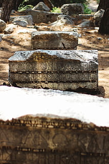 antik, phaselis, primer pla, cap gent, dia, vell, sòlid, pedra, pila, centrar-se en primer pla, història, a l'aire lliure, naturalesa, el passat, natura morta, arquitectura, rock, enfocament selectiu, pedra - objecte, làpida, material de pedra, metall, 5K, CC0, domini públic, lliure de regalies