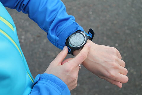 clock, sport, jogging, stopwatch, time, fitness, watch, second, training, timer, activity, style, measure, run, human hand, human body part, hand, real people, holding, blue, body part, focus on foreground, close-up, high angle view, finger, human finger, men, day, lifestyles, technology, adult, human limb, 4K, CC0, public domain, royalty free