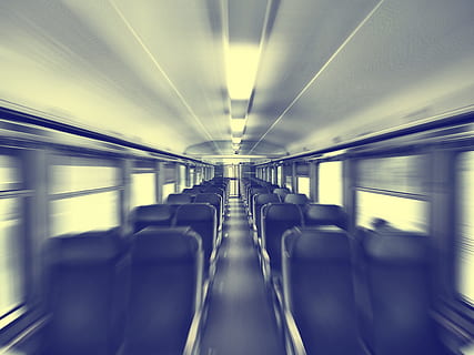 entrenar, viaje, transporte, vacío, isla, transporte público, modo de transporte, transporte ferroviario, adentro, interior del vehículo, tren - vehículo, metro, asiento del vehículo, asiento, arquitectura, iluminado, subterraneo, movimiento, en una fila, Tren de pasajeros, movimiento borroso, nadie, techo, 4K, CC0, dominio público, libre de derechos