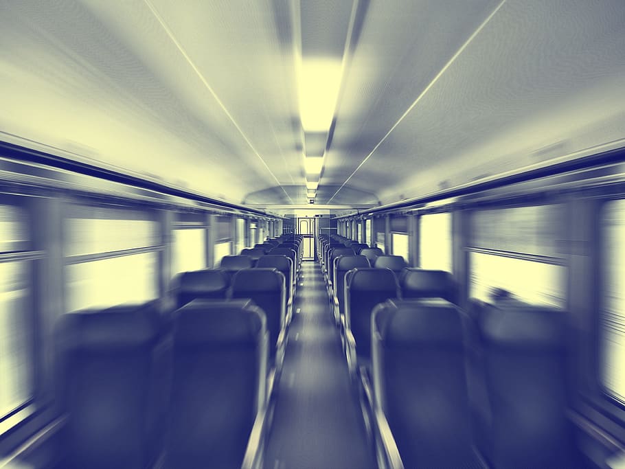 tren, viatge, transport, buit, illa, transport públic, manera de transport, transport per ferrocarril, tren - vehicle, tren de metro, interior del vehicle, seient, il·luminat, seient del vehicle, a l'interior, viatjar, moviment, metro, moviment borrós, en fila, tren de passatgers, arquitectura, cap gent, perspectiva decreixent, sostre, llum, 4K