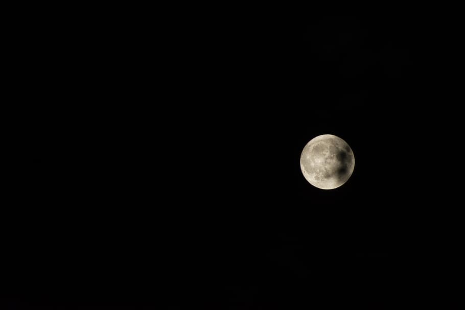 lluna, mitjans de tardor, espai, nit, astronomia, cel, lluna plena, bellesa a la natura, Lluna planetària, còpia espai, escenics - natura, tranquil·litat, cercle, forma geomètrica, fosc, naturalesa, escena tranquil·la, cap gent, cel clar, forma, idíl·lic, a l'aire lliure, astrologia, llum de la lluna, espai i astronomia, eclipsi, 5K