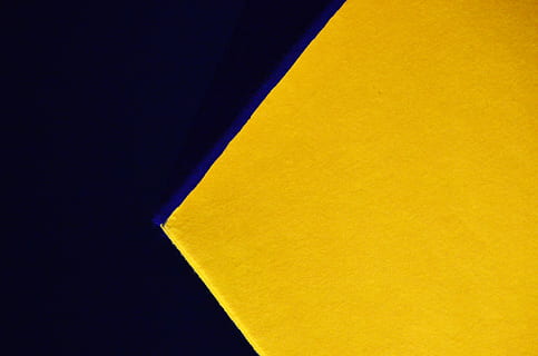 Dreieck, graphique, lignes, jaune, bleu, kopieren sie platz, Gelb, Papier-, Hintergründe, keine Leute, Nahansicht, Vollbild, drinnen, Studioaufnahme, dokumentieren, abstrakt, texturiert, Bürobedarf, Blau, leer, Textil-, Material, Muster, Haftnotiz, mehrfarbig, 4K, CC0, gemeinfrei, lizenzfrei