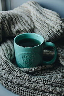 Textil-, wolle, Hintergrund, Stoff, kalt, krupnyj plan, Textur, Tasse, Getränk, Familie, Winter, Kleidung, Komfort, modisch, warm, Layout, Zubehör, Sweatshirt, Tee, Makro, Jacke, Flatley, Becher, Haus, Tee-Party, Postkarte, Rechnung, Essen und Trinken, Erfrischung, Kaffee, Kaffee trinken, drinnen, Kaffeetasse, Nahansicht, heisses Getränk, warme Kleidung, Frische, Tee - heißes Getränk, keine Leute, Geschirr, Schwarzer Tee, Teetasse, alkoholfreies Getränk, Koffein, Jute, 5K, CC0, gemeinfrei, lizenzfrei