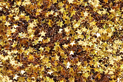frunze, model, natură, desktop-, aur, a închide, decor, echipament, Modă, de aur, macro, obiect, obiecte, ornamente, forme, stele, stil, cadru complet, galben, fundaluri, abundenţă, nici o persoana, frumusețe în natură, vedere în unghi mare, zi, floare, parte a plantelor, planta cu flori, toamnă, grup mare de obiecte, uscat, cădere, plantă, prospeţime, Schimbare, 5K, CC0, domeniu public, fără drepturi de autor