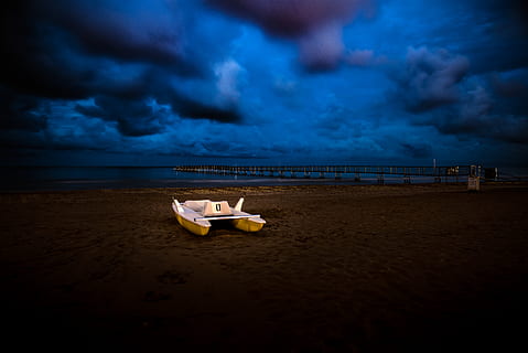 Italien, rimini, Sky, cloudscape, hav, mole, nat, anløbsbro, båd, himmel, sky - himmel, vand, jord, strand, sand, skønhed i naturen, natur, horisont over vand, en person, horisont, lempelse, scenics - natur, ro, udendørs, rolig scene, mørk, kigger på visning, 5K, CC0, offentligt domæne, royaltyfrie