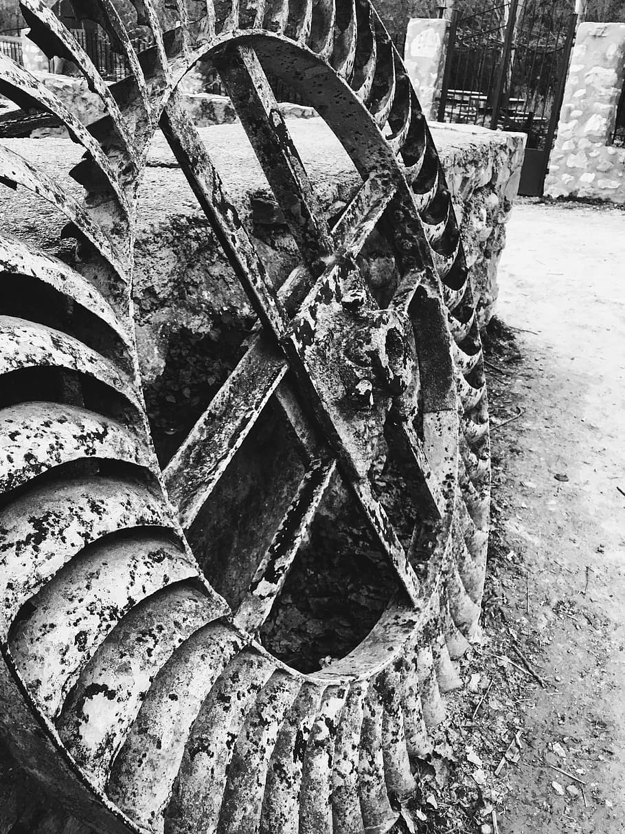 Španělsko, castrol, architektura, nikdo, den, kov, starý, stavba, opuštěný, rezavý, zvětralý, poškozen, detail, zastaralý, run-down, venku, zhoršení, pokles, Dějiny, vysoký úhel pohledu, Příroda, vzor, kolo, zničil, beton, dobře, 4K