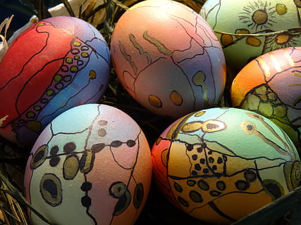 Ostern, Ei, Osterei, osterkorb, Frohe Ostern, gemalt, bunt, Lebensmittel, Nahansicht, keine Leute, mehrfarbig, Kunst und Handwerk, Essen und Trinken, Muster, Stillleben, Urlaub, Design, Feier, Kreativität, drinnen, Blumenmuster, Kugel, 5K, CC0, gemeinfrei, lizenzfrei