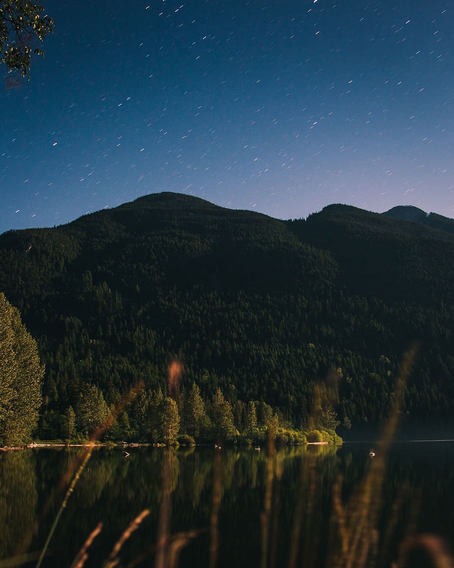 catene montuose, cielo, montagna, astronomia, pendio, orizzonte, cielo notturno, astrofotografia, notte, riflesso d'acqua, bosco, acqua, boschi, lago, campeggio, Luna, Startrail, stella, foresta, moutain, scenics - natura, la tranquillità, scena tranquilla, albero, bellezza nella natura, natura, pianta, nessuno, spazio, paesaggio, ambiente, stella - spazio, riflessione, idilliaco, all'aperto, 4K
