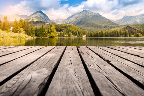 cos, aigua, Serra, calma, núvols, moll, medi ambient, bosc, idíl·lic, muntanyes, naturalesa, pacífica, escènic, cel, tranquil, arbres, fusta, boscos, muntanya, material de fusta, bellesa a la natura, núvol - cel, escena tranquil·la, tranquil·litat, dia, escenics - natura, llac, cap gent, passeig marítim, llum solar, escena no urbana, a l'aire lliure, nivell superficial, panells de fusta, 5K, CC0, domini públic, lliure de regalies