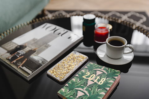 top, view, black, table, 2018 calendar agenda, food and drink, drink, cup, mug, technology, coffee cup, wireless technology, crockery, coffee, refreshment, indoors, coffee - drink, no people, food, furniture, tray, communication, connection, plate, meal, tea cup, breakfast, 5K, CC0, public domain, royalty free