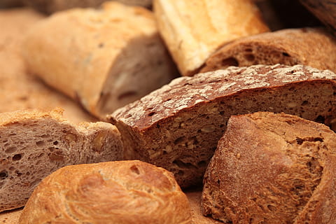 slide bread lot, baguette, bakery, bread, bread rolls, buns, food, grains, healthy, kitchen, food and drink, healthy eating, freshness, close-up, wellbeing, no people, slice, homemade, group of objects, baked, indoors, backgrounds, full frame, store, brown, loaf of bread, dried fruit, carbohydrate - food type, 5K, CC0, public domain, royalty free