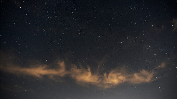 nubes blancas, galaxia, noche, al aire libre, espacio, astronomía, universo, nebulosa, espacio exterior, cielo, nube, estrella, paisaje de nubes, astrofotografia, naturaleza, Vía láctea, estrella - espacio, belleza en la naturaleza, nadie, campo de estrellas, tranquilidad, paisajes - naturaleza, vista de ángulo bajo, infinito, escena tranquila, antecedentes, fotograma completo, espacio y astronomia, 5K, CC0, dominio público, libre de derechos