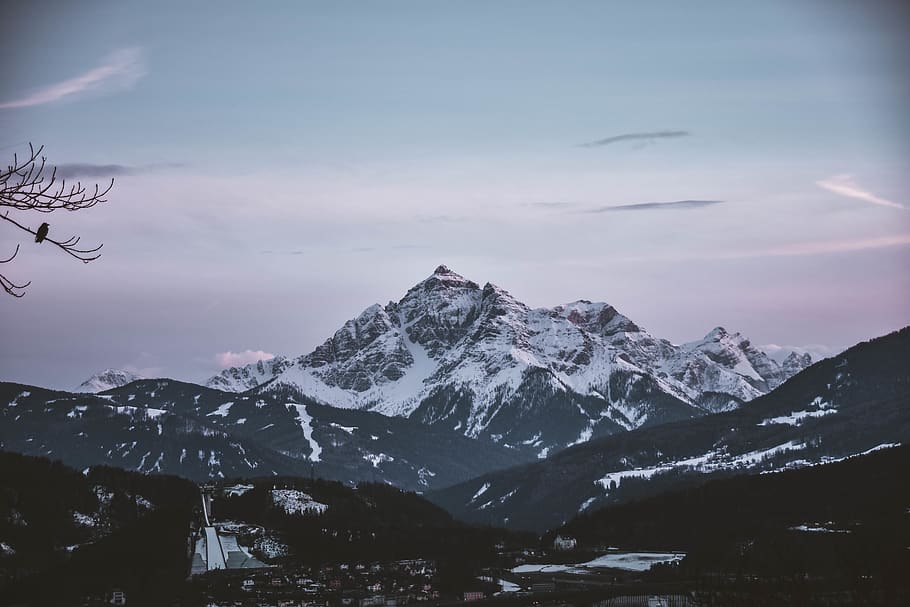 panoramico, vista, la neve, capped, montagna, sfondo, scalata, freddo, ambiente, sibilo, carta da parati hd, alto, idilliaco, paesaggio, picco di montagna, catena montuosa, montagne, natura, scenario, stagione, montagna innevata, nevoso, vertice, acqua, inverno, bellezza nella natura, temperatura fredda, scenics - natura, cielo, scena tranquilla, la tranquillità, nuvola - cielo, nessuno, scena non urbana, all'aperto, 5K