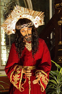 semana, st, Páscoa, tradicionalmente, católico, fé, Jesus, imagem, sofrimento, sagrado, tradição, procissão, santo, manto, coroa, face, Igreja, templo, uma pessoa, roupas, chapéu, roupa tradicional, vista frontal, adulto, dentro de casa, pessoas reais, touca, adulto médio, estilos de vida, atividade de lazer, traje, retrato, sorridente, adulto maduro, desempenho, 4K, CC0, domínio público, royalty free