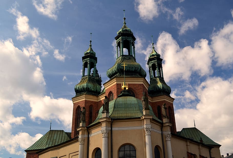 katedralen, himmel, skyer, tårn, arkitektur, kirke, gammel, Poznan, bygget struktur, bygning udvendig, sky - himmel, bygning, religion, sted for tilbedelse, lav vinkel visning, ingen mennesker, spiritualitet, tro, natur, rejsemål, dome, fortiden, historie, dag, udendørs, Spir, udsmykkede, 4K