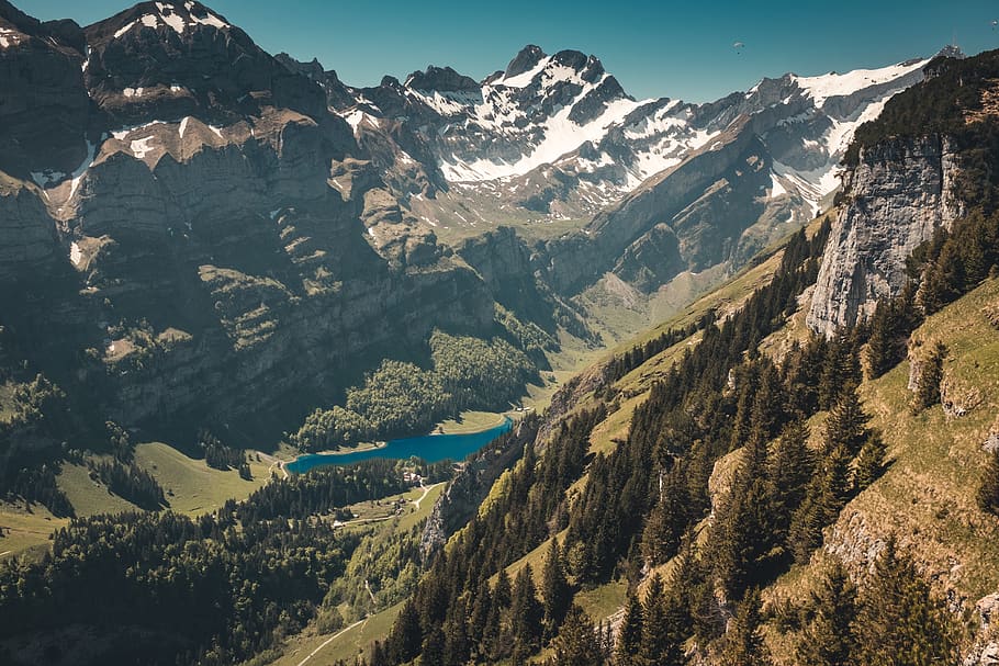 muntanya, muntanya alta, núvol, cel, cim, cresta, paisatge, naturalesa, vall, turó, vista, viatjar, Camí, llac, blau, aigua, escenics - natura, bellesa a la natura, medi ambient, Serra, planta, escena tranquil·la, arbre, tranquil·litat, terra, escena no urbana, cap gent, dia, idíl·lic, remot, hivern, temperatura de fred, neu, a l'aire lliure, cim de muntanya, muntanya nevada, arbre de coníferes, 4K