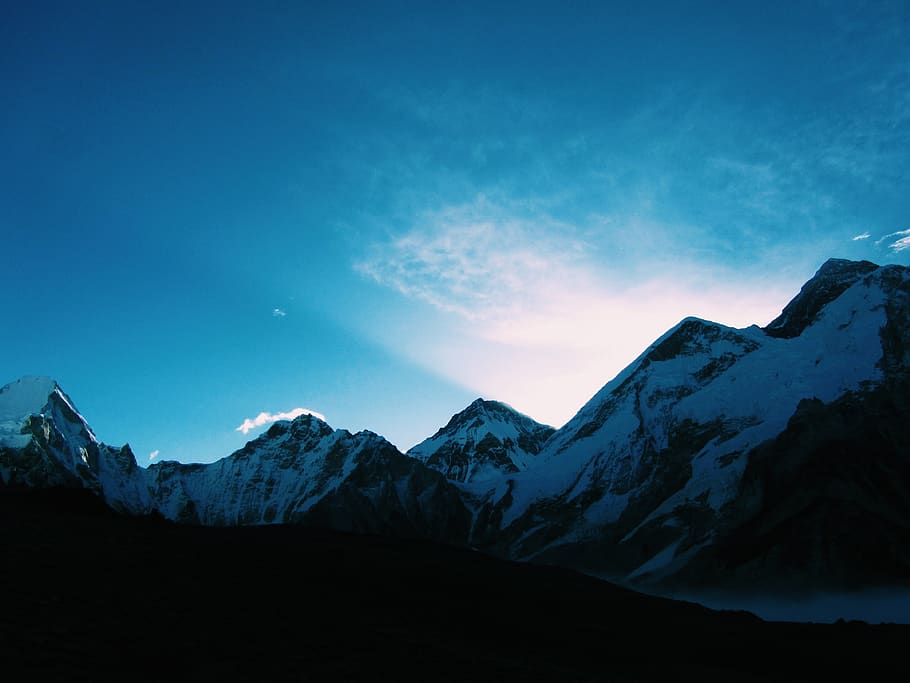 muntanyes blanques, muntanya, nepal, neu, kala patthar, khumjung, sortida del sol, posta de sol, Serra, naturalesa, a l'aire lliure, cresta, glacera, gel, pic, blau, ombra, raig, brillar, llum solar, cel, bellesa a la natura, escenics - natura, escena tranquil·la, tranquil·litat, hivern, núvol - cel, paisatge, medi ambient, temperatura de fred, muntanya nevada, cap gent, escena no urbana, idíl·lic, cim de muntanya, 4K
