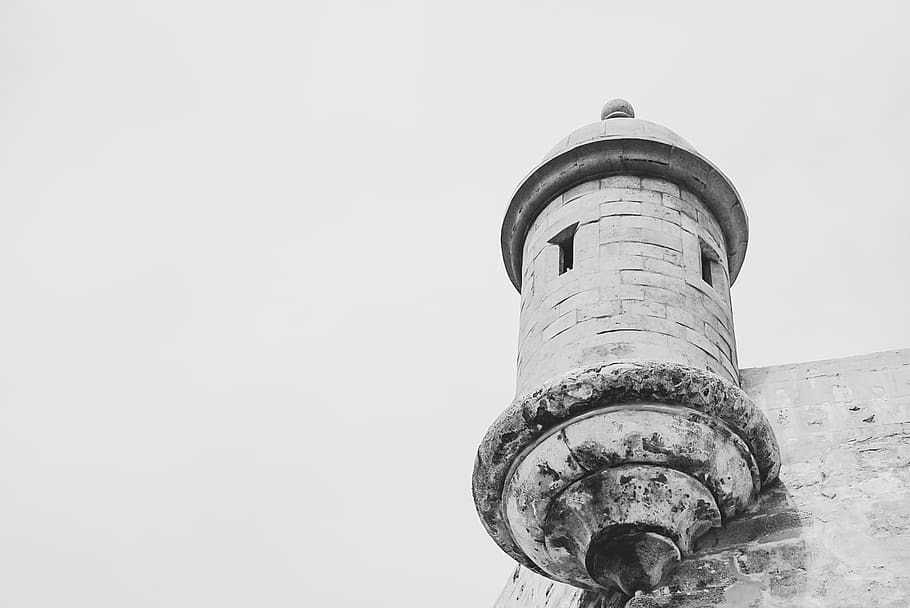 faro marrone, Inquadratura dal basso, architettura, struttura costruita, esterno dell'edificio, cielo, nessuno, copia spazio, cielo sereno, Torre, natura, giorno, vecchio, all'aperto, alto - alto, metallo, storia, il passato, costruzione, forte, sicurezza, 2K