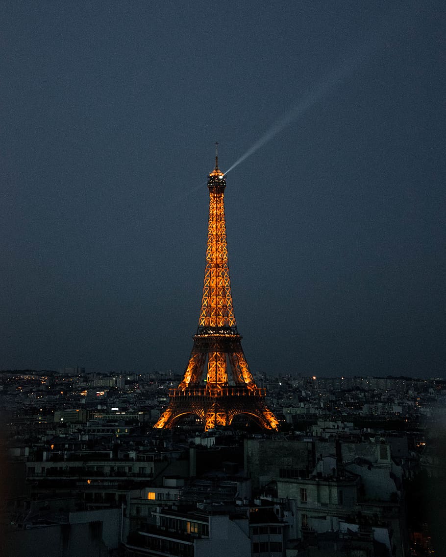 encès, Torre Eiffel, nit, arquitectura, edificis, ciutat, alba, vespre, eiffel, tarda, famós, famós punt de referència, referència, llum, monument, a l'aire lliure, paris, visites turístiques, posta de sol, més alt, gira, torre, viatjar, urbà, estructura construïda, exterior de l'edifici, cel, destinacions de viatge, il·luminat, edifici, paisatge urbà, cap gent, naturalesa, alta - alta, turisme, fletxa, 4K