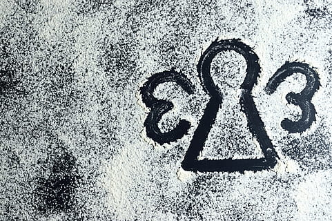 rå, mel, bord, hvid, baggrund, tegning, festival, madlavning, symbol, ingrediens, mad, bage, køkken, forberedelse, nyhedsindsamlingen, hjemmelavet, støv, abstrakt, hvede, struktur, sort, opskrift, smag, form, Engel, meddelelse, nummer, ingen mennesker, murbygningsfunktion, dag, tekstureret, vej, tekst, skilt, by, arkitektur, fuld ramme, bygget struktur, udendørs, asfalt, stort bogstav, tæt på, kreativitet, Information, Kunst og håndværk, 5K, CC0, offentligt domæne, royaltyfrie