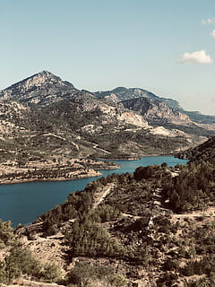 alberi a foglia verde, natura, all'aperto, montagna, promontorio, catena montuosa, acqua, Camlibel, strada senza nome, picco, pendenza, scenario, ghiaccio, mare, oceano, altopiano, scogliera, litorale, costa, natura selvaggia, fiume, cielo, bellezza nella natura, scenics - natura, la tranquillità, scena tranquilla, giorno, scena non urbana, nessuno, lago, ambiente, idilliaco, paesaggio, geografia fisica, a distanza, picco di montagna, formazione, 4K, CC0, dominio pubblico, privo di copyright