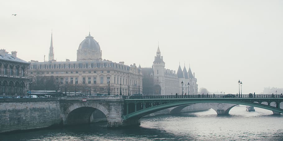 concret, pont, edificis, Administració, arquitecte, arquitectura, edifici, castell, ennuvolat, la llum del dia, cúpula, boira, històric, referència, monument, paris, parlament, escènic, horitzó, turisme, torre, ciutat, urbà, aigua, estructura construïda, connexió, pont - estructura feta per l'home, exterior de l'edifici, riu, destinacions de viatge, cel, transport, arc, pont d’arc, naturalesa, viatjar, cap gent, a l'aire lliure, govern, paisatge urbà, 5K