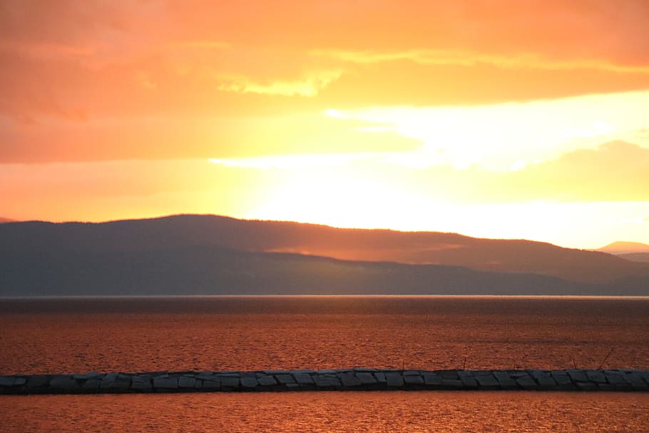sole, cielo, lago, nuvole, tramonto, natura, paesaggio, Vermont, Champlain, montagna, scenics - natura, bellezza nella natura, acqua, scena tranquilla, luce del sole, la tranquillità, catena montuosa, idilliaco, nessuno, nuvola - cielo, mare, ambiente, terra, all'aperto, 5K