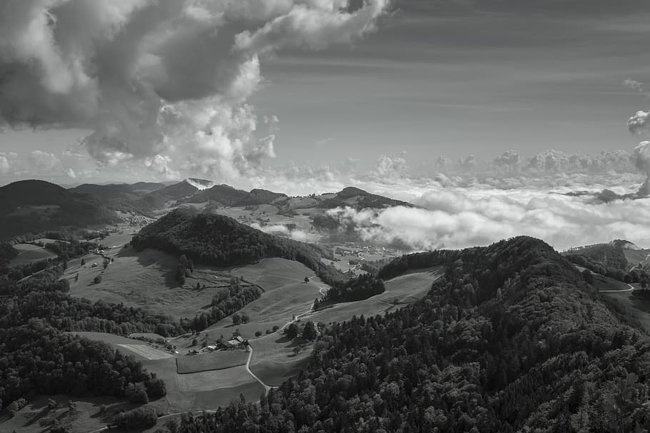 núvols, cel, vista, belchenflue, paisatge, humor, panorama, vista llunyana, núvol - cel, bellesa a la natura, muntanya, escenics - natura, naturalesa, medi ambient, arbre, tranquil·litat, escena tranquil·la, cap gent, vista d’angle alt, planta, dia, escena no urbana, Serra, a l'aire lliure, arquitectura, idíl·lic, 5K