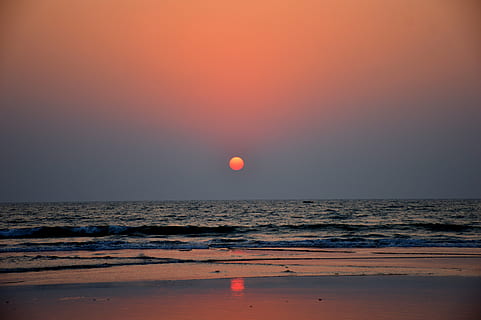posta de sol, platja, mar, oceà, aigua, cel, naturalesa, núvols, paisatge, Costa, vacances, feliç, taronja, tarda, sorra, sol, humor, esperança, llum, onades, romàntic, goa, Índia, horitzó sobre l’aigua, escenics - natura, horitzó, bellesa a la natura, escena tranquil·la, tranquil·litat, idíl·lic, color taronja, terra, escena no urbana, cap gent, cel clar, a l'aire lliure, 4K, CC0, domini públic, lliure de regalies